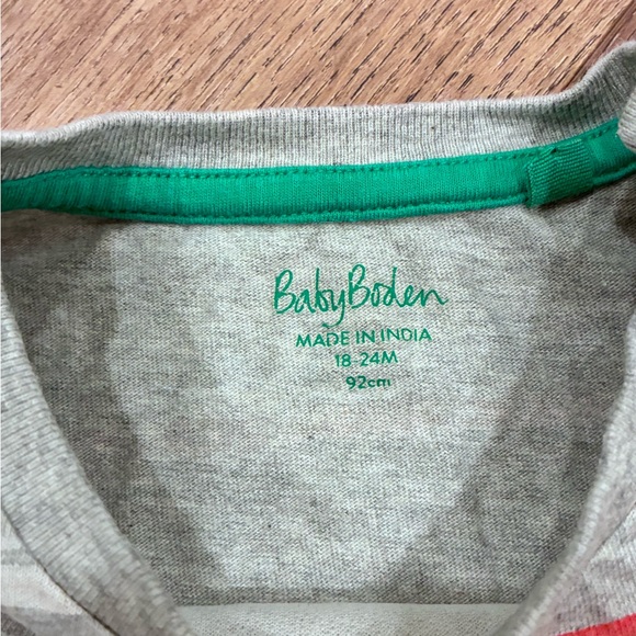 Baby Boden Gray and Red Airplane Tee Shirt Top Plane Short Sleeves 18-24m - Picture 11 of 12